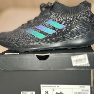 Unisex Adidas Black Sneakers with reflective Stripes